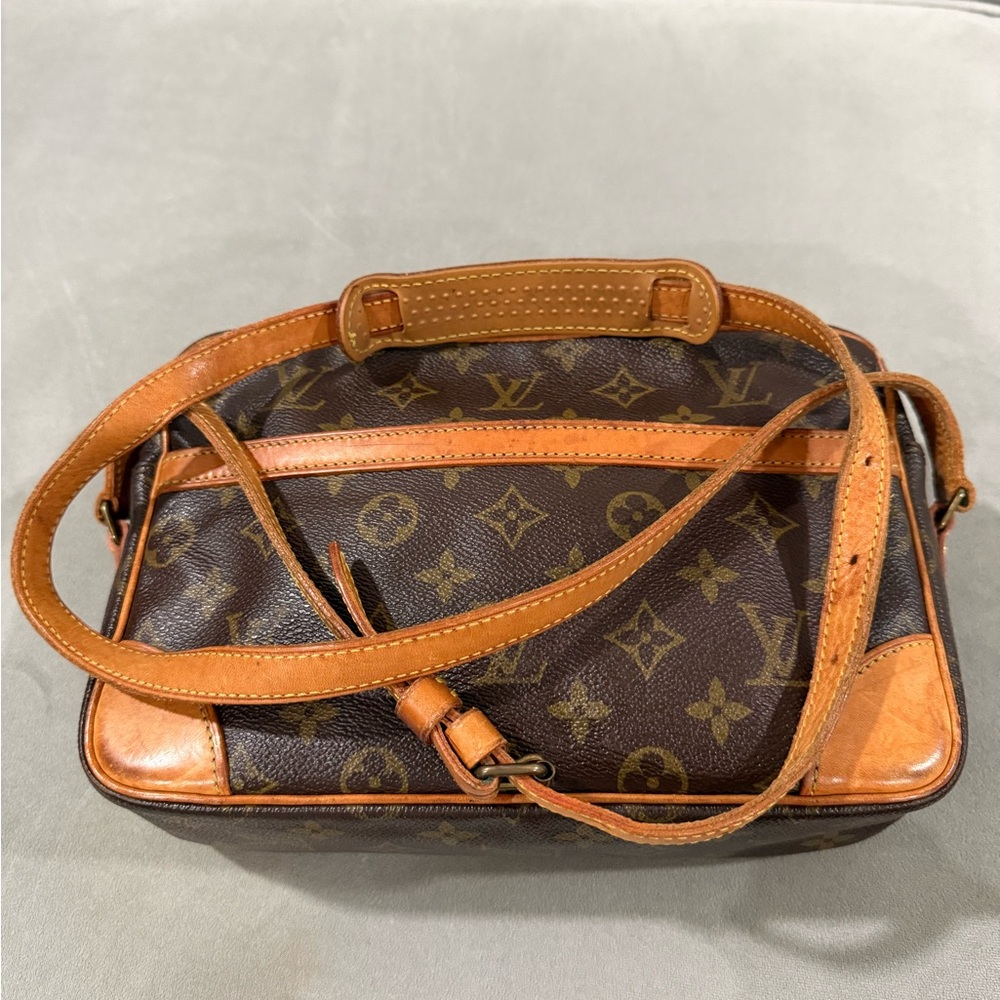 Louis Vuitton Trocadero Crossbody Vintage - Picture 2 of 14